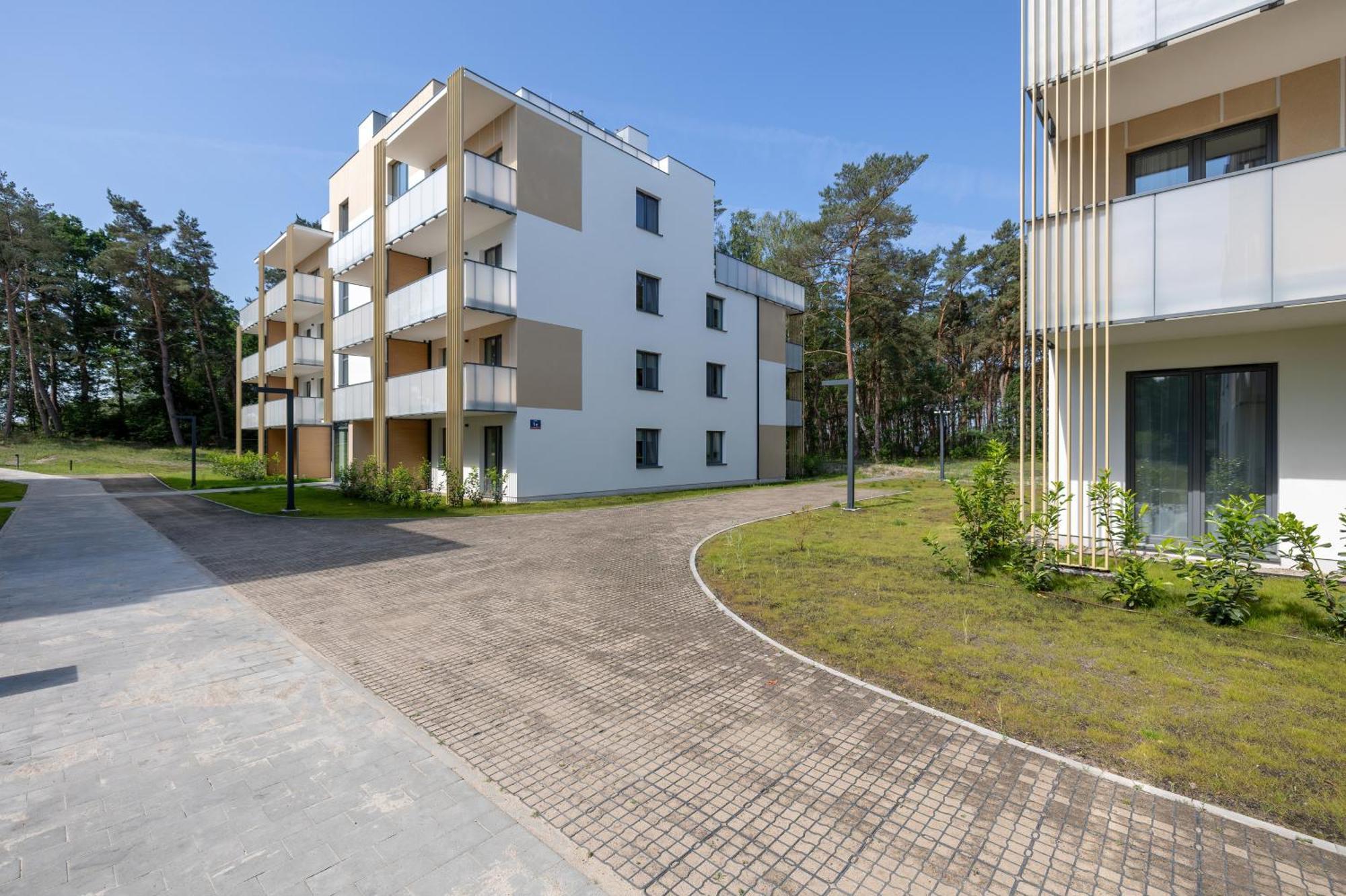 Aquamarina Dabki Marina Investアパートホテル エクステリア 写真