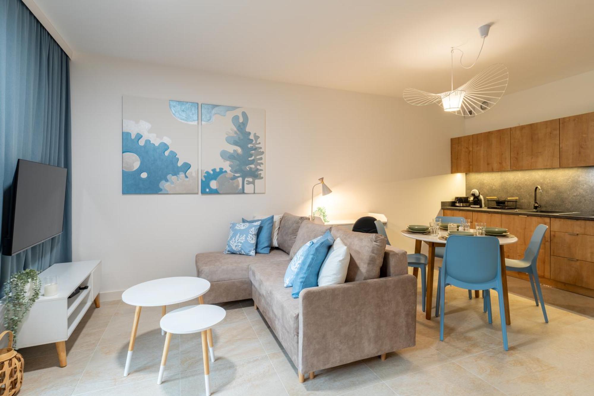 Aquamarina Dabki Marina Investアパートホテル エクステリア 写真